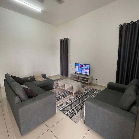 Bungalow Homestay Jasin Malacca Ngoại thất bức ảnh