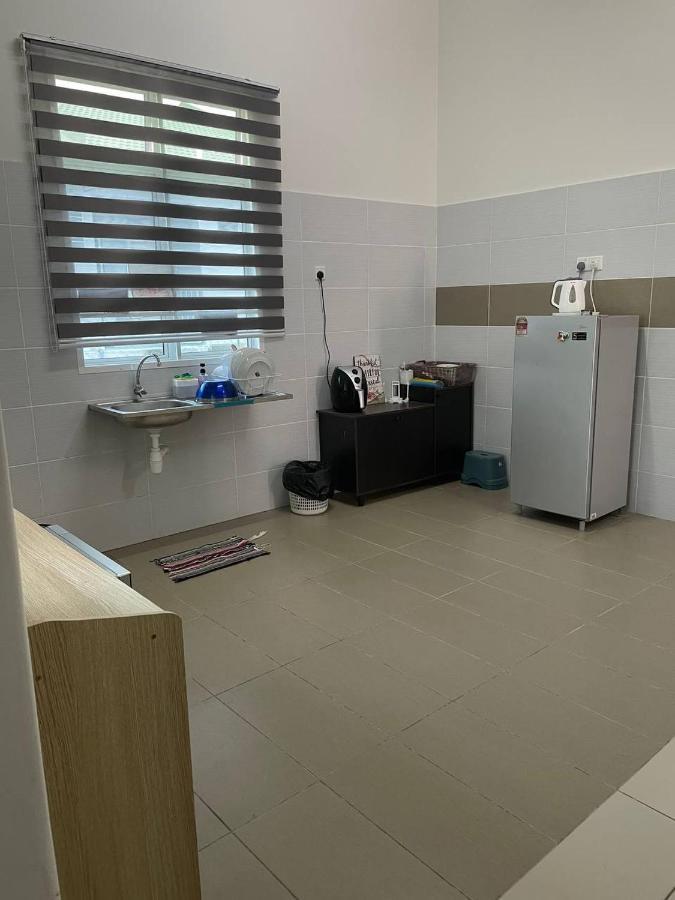 Bungalow Homestay Jasin Malacca Ngoại thất bức ảnh