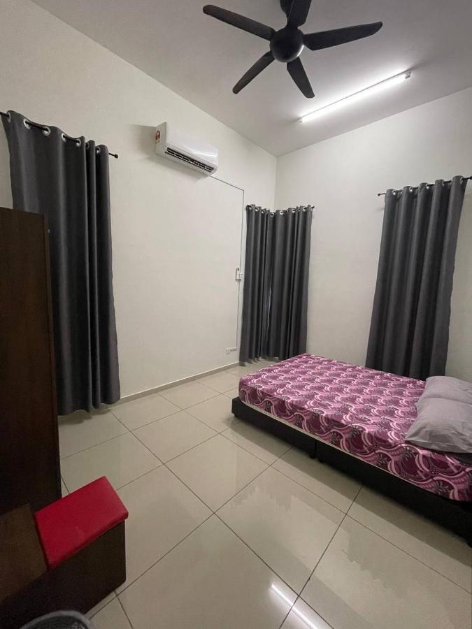 Bungalow Homestay Jasin Malacca Ngoại thất bức ảnh